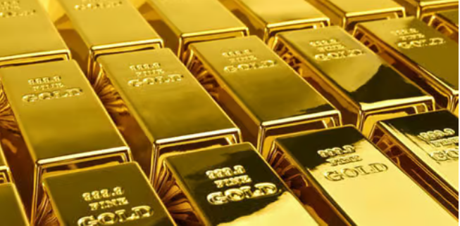 Gold price drops by Rs 10,000 per tola