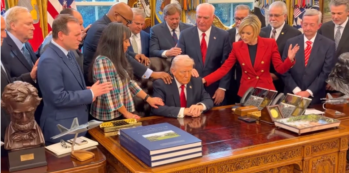 US President Trump Invites Pastors to Pray in Oval Office as Iran Conflict Escalates