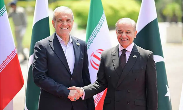 In Phone Call with Iranian President, PM Shehbaz Urges Dialogue to Ease Middle East Tensions