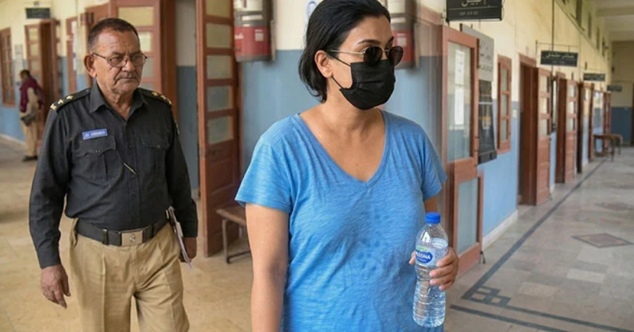 Inquiry ordered after Anmol alias Pinky produced in court without handcuffs in Karachi