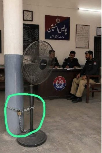 A Fan In Chains, A Symbol Unlocked