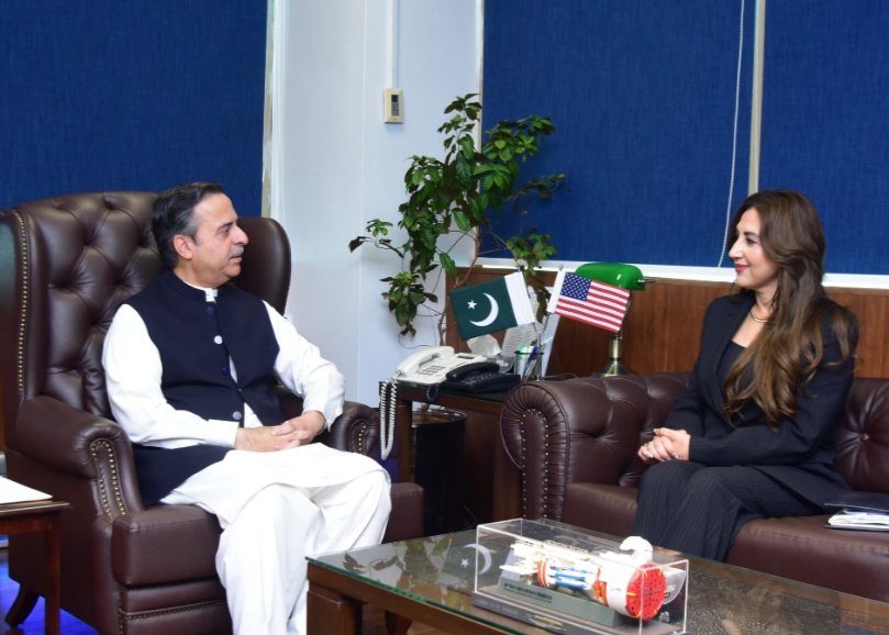 Pakistan, US discuss ways to enhance cooperation in maritime sector