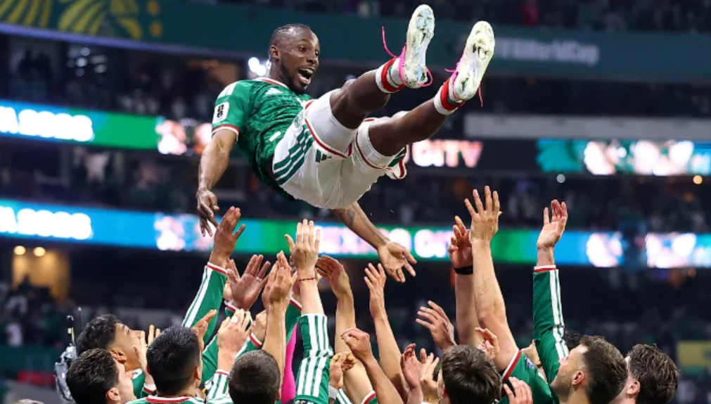 Mexico End 40-Year Wait for Knockout Victory, Reach World Cup Last 16 with Win Over Ecuador