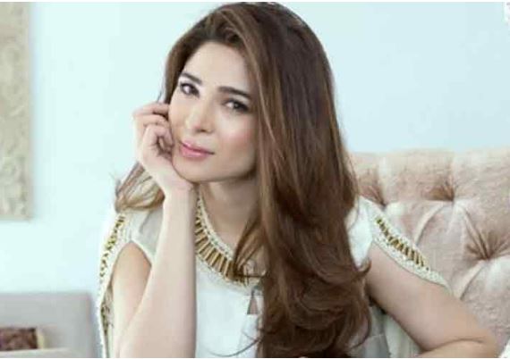 Ayesha Omar Reacts to Karachi's Poor Liveability Ranking, Says Residents 'Deserve Medals'