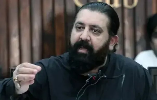Waqas Akram Blasts Govt for Blaming PTI Workers to Hide ‘Violation of SC Order’ on Imran Khan’s Treatment