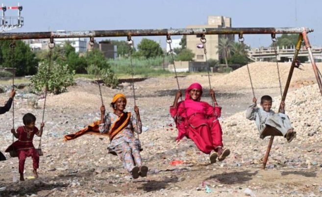 A Swing, A Smile and a Life of Struggle