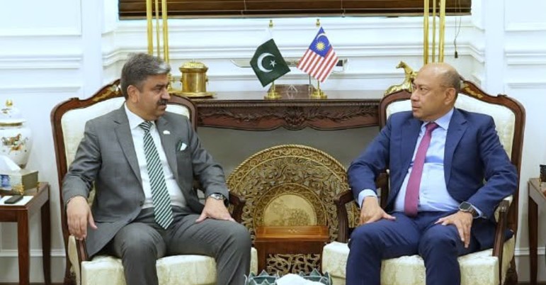 Pakistan, Malaysia Reaffirm Commitment to Boost Defence and Security Cooperation