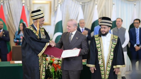 IIUI Confers Honorary Doctorate on Maldives President Mohamed Muizzu at Special Convocation